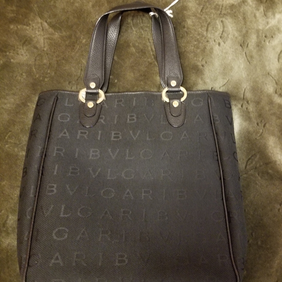 Bulgaria Monogram Canvas Janice Large Bag - Picture 6 of 8